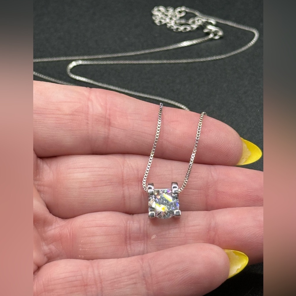 Elegant Sterling Silver Moissanite Pendant Necklace - Picture 11 of 11